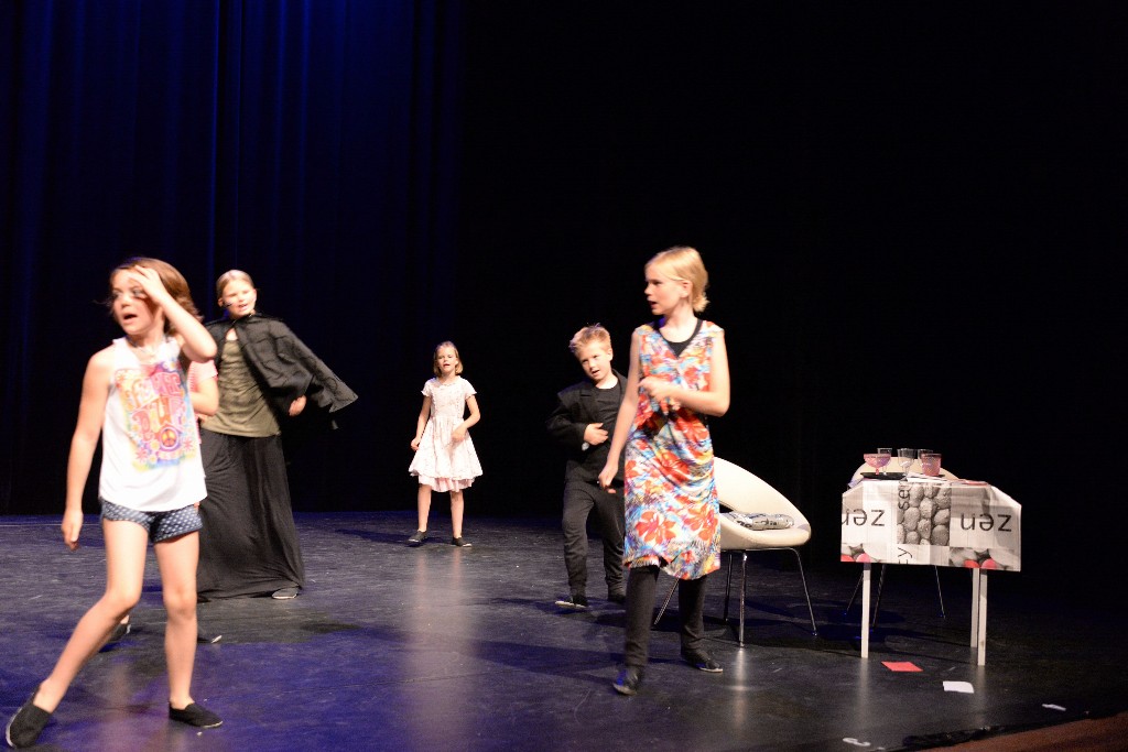 ../Images/Musical Nanny de Vries 122.jpg
